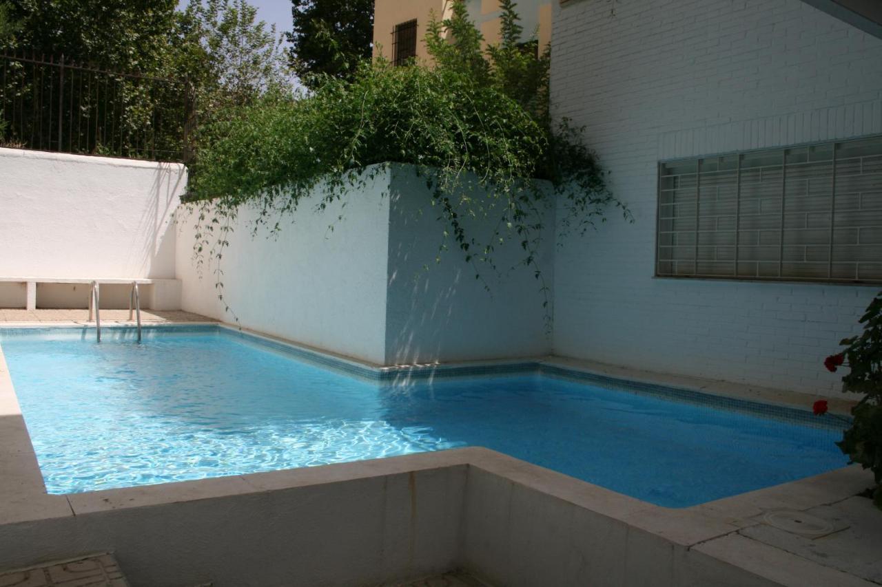 Mike's Apartment. Parking Y Piscina Apartamento *